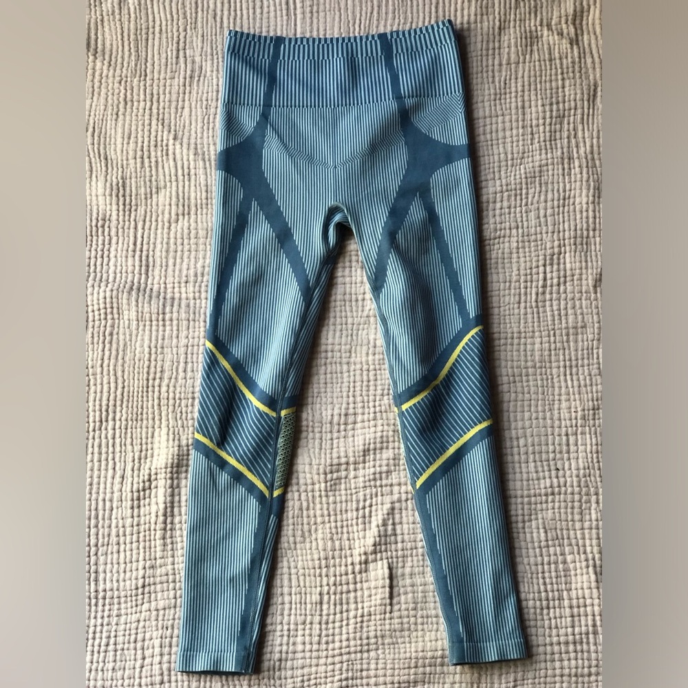 Blue and Yellow Workout Leggins - no brand